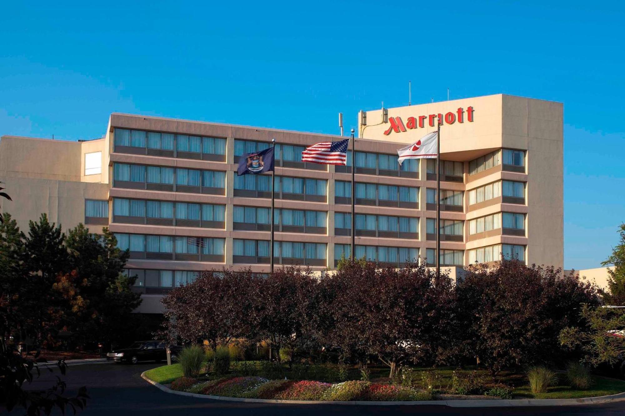 מלון Detroit Marriott ליבוניה מראה חיצוני תמונה